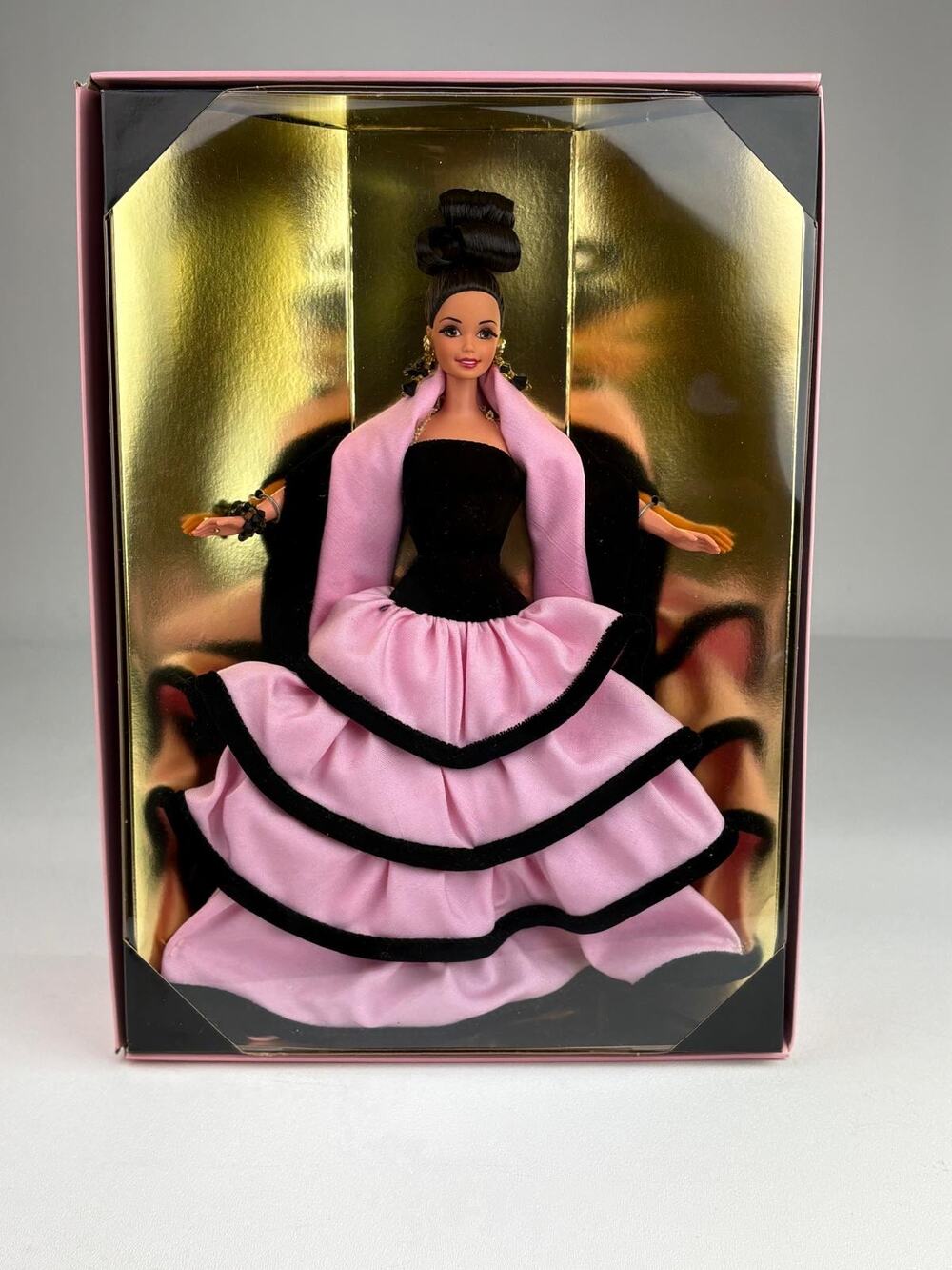 1996 Mattel Escada Barbie Doll Limited Edition NRFB Rare Unique